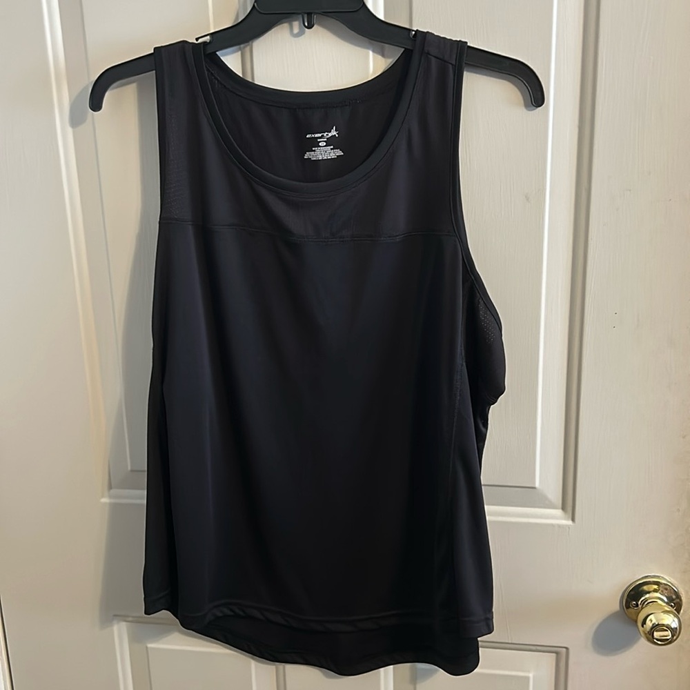 Exertek woman black 2X workout shirt
